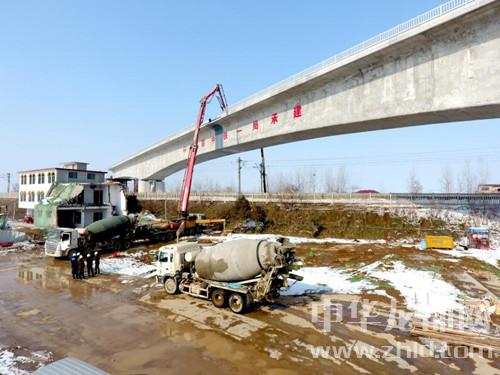 鄭（州）合（肥）高鐵沈丘段沈界1號特大橋順利澆筑完成